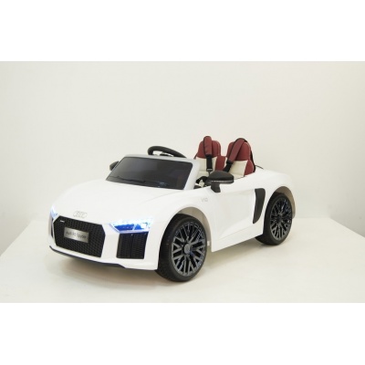   Rivertoys Audi R8 white